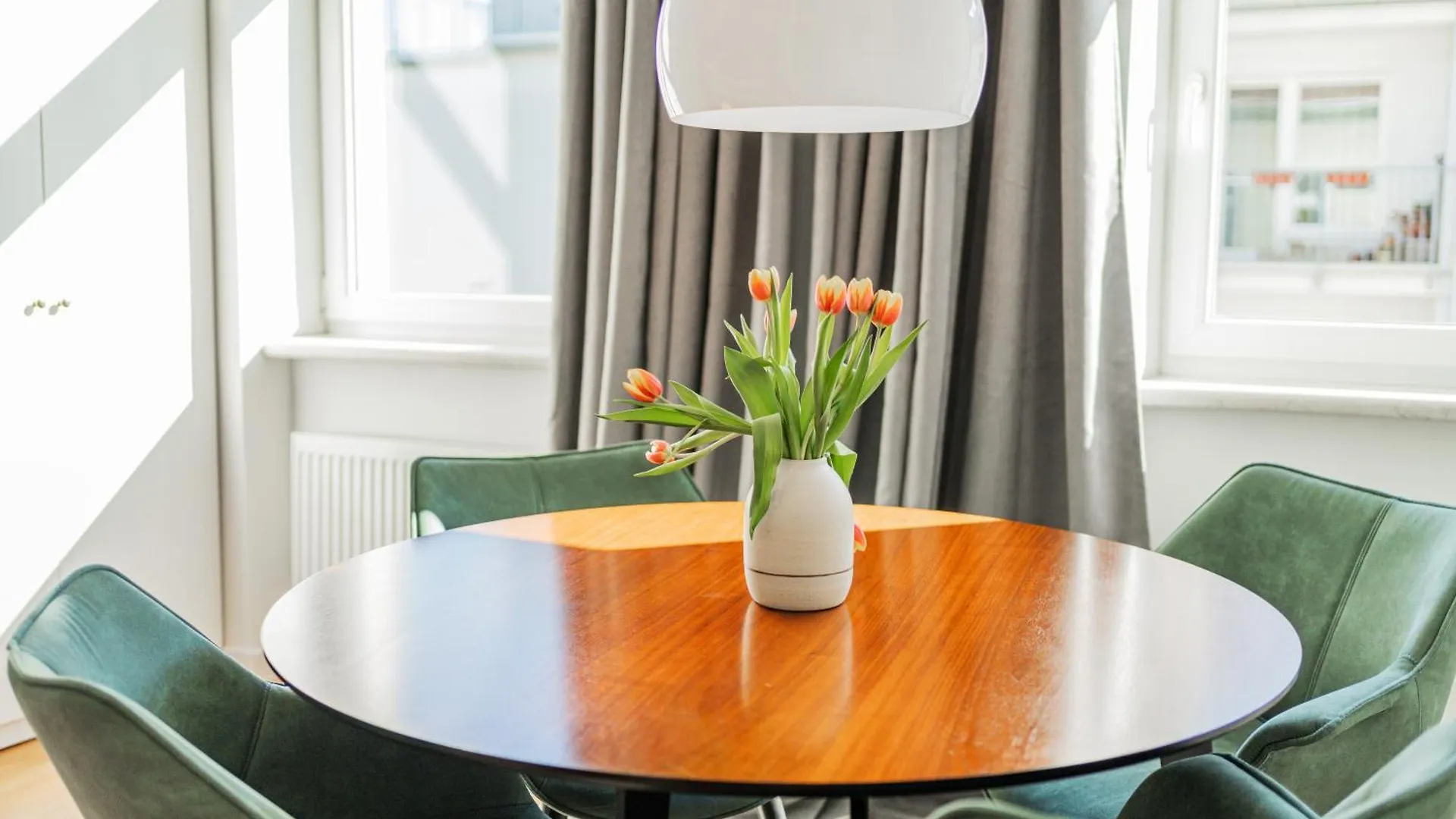 Apartment Sonnige Altbauwohnung Nahe Wien Hauptbahnhof
