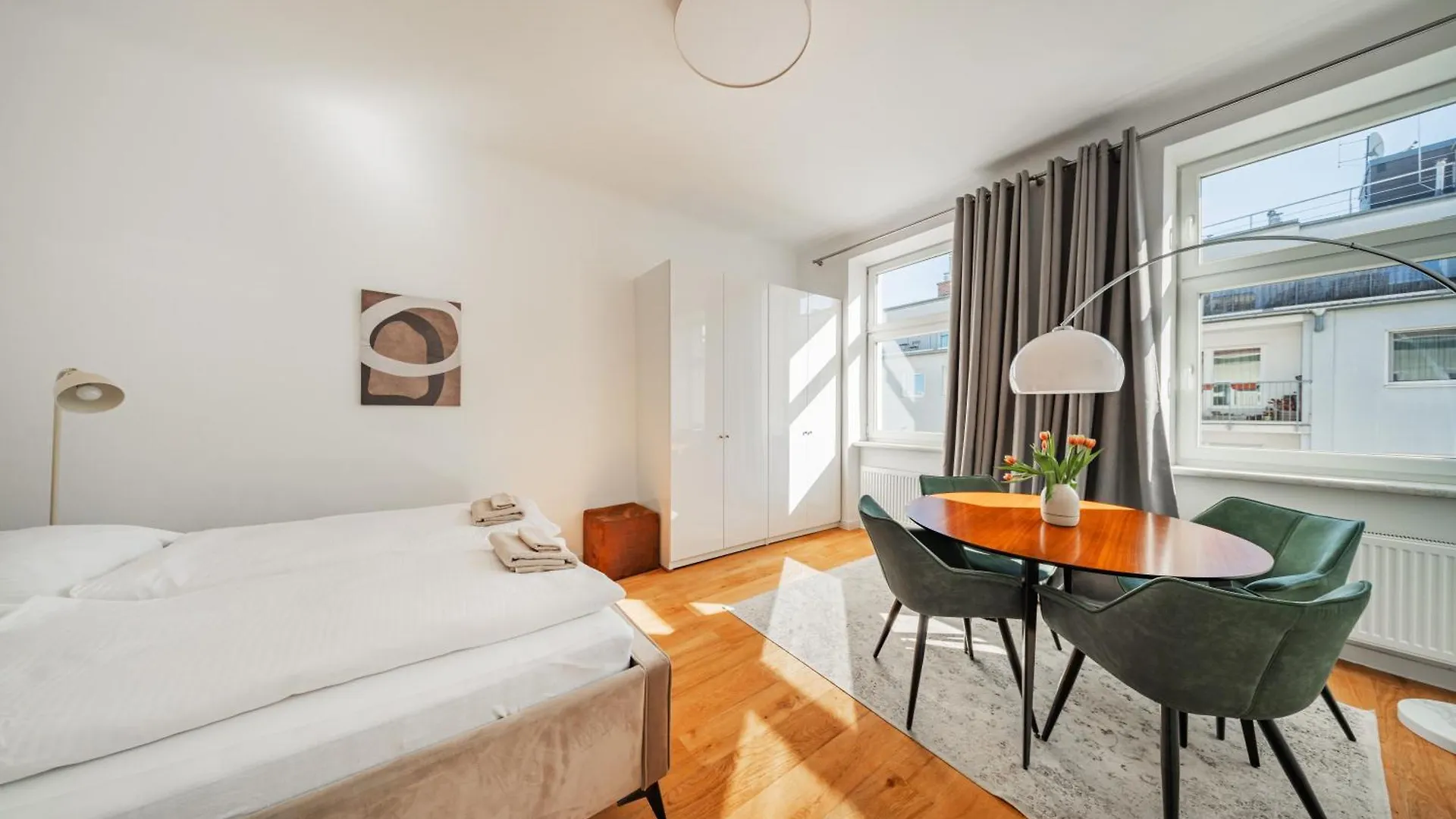 Sonnige Altbauwohnung Nahe Wien Hauptbahnhof Austria