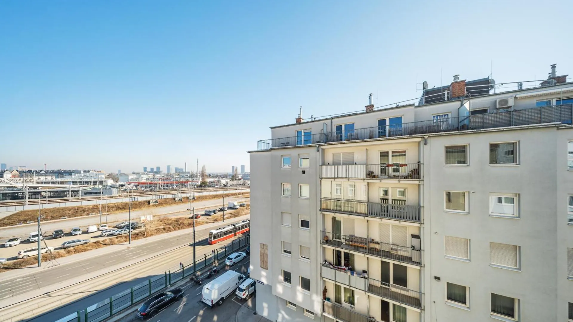 Sonnige Altbauwohnung Nahe Wien Hauptbahnhof 0*, Vienna Austria