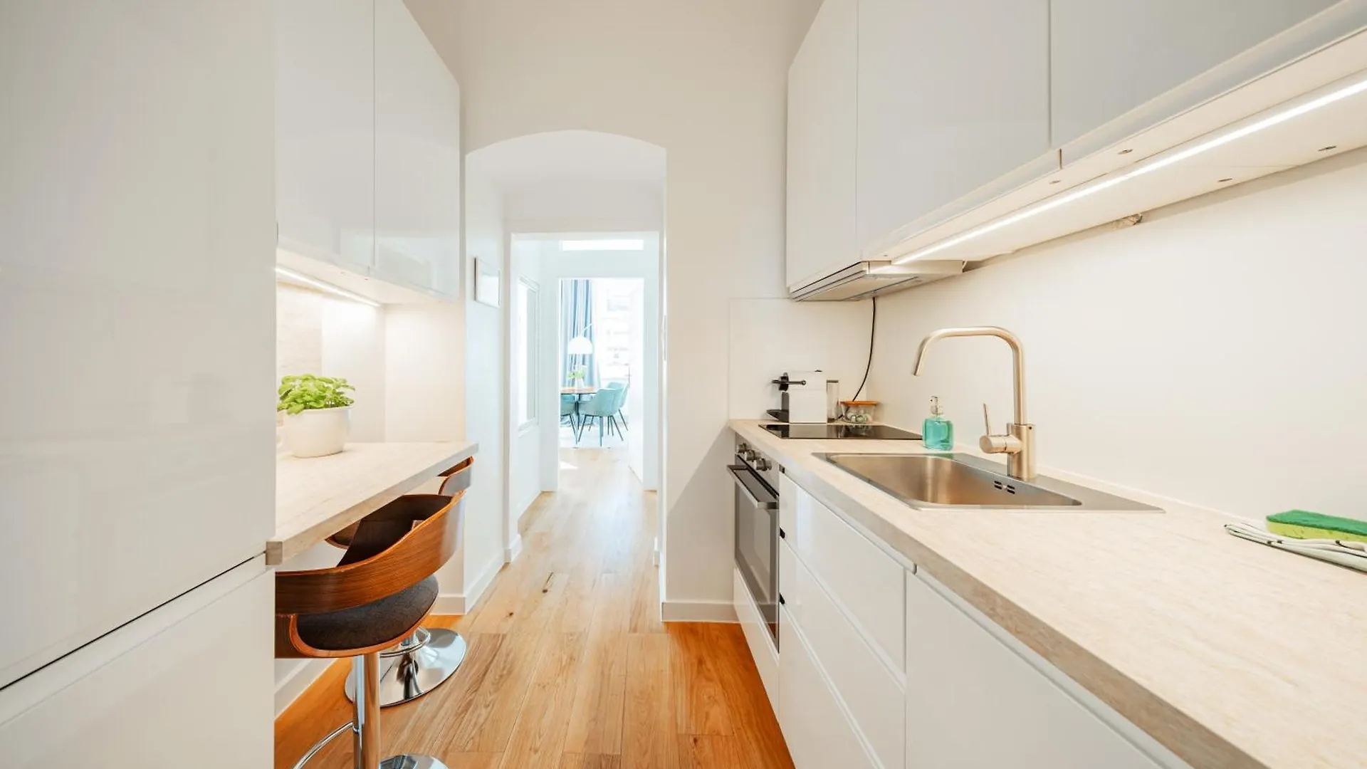 Sonnige Altbauwohnung Nahe Wien Hauptbahnhof Apartment Vienna